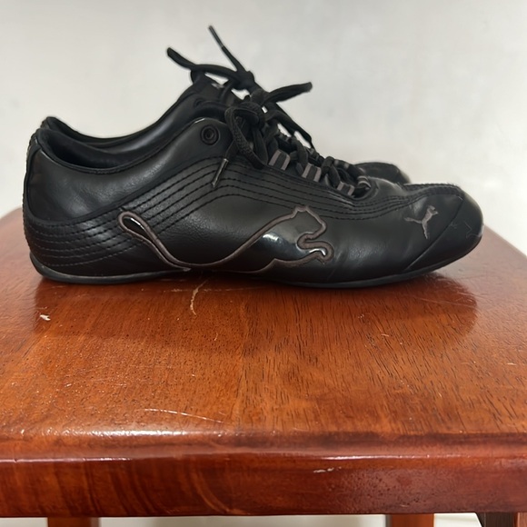 Puma shoes - Picture 2 of 8